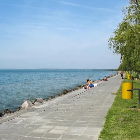 Caesar Mit Terrasse- Nahe Dem Balaton By Interhome Appartement Siófok