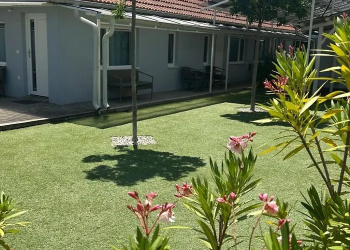 Caesar Mit Terrasse- Nahe Dem Balaton By Interhome Διαμέρισμα Σίοφοκ